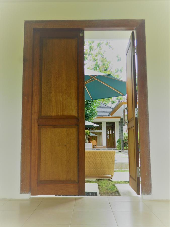Two Brothers Villa กิลิไอร์ ภายนอก รูปภาพ